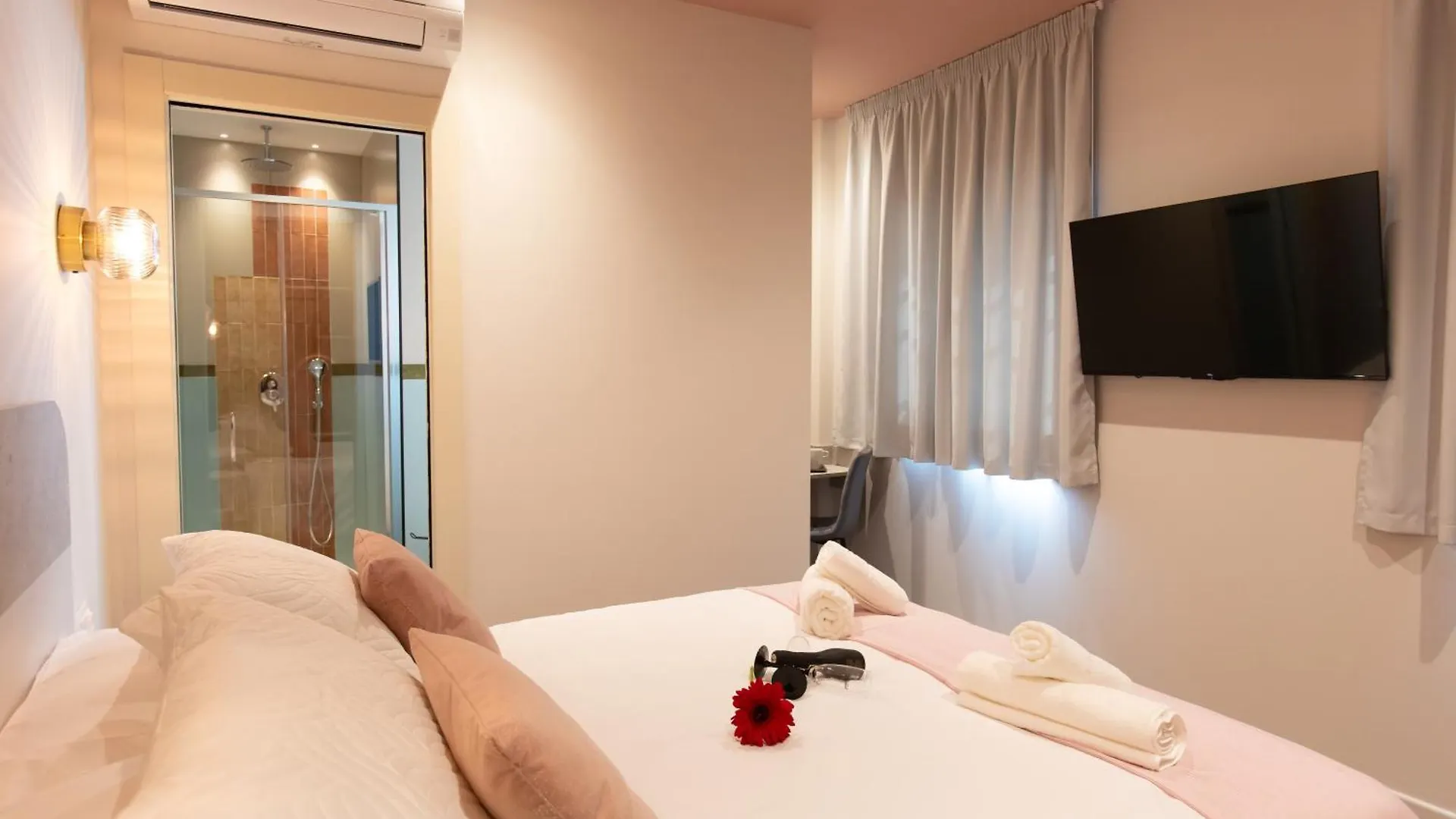 Boutique Rooms Playa Burriana Nerja 0*,  Spagna