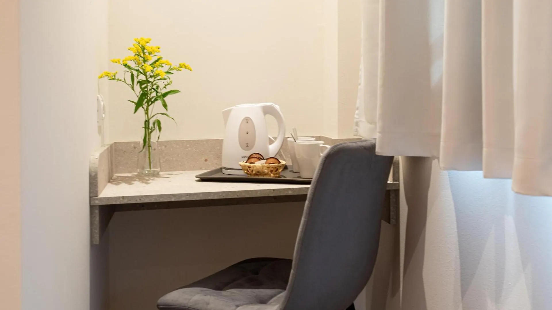 Boutique Rooms Playa Burriana Nerja 0*,