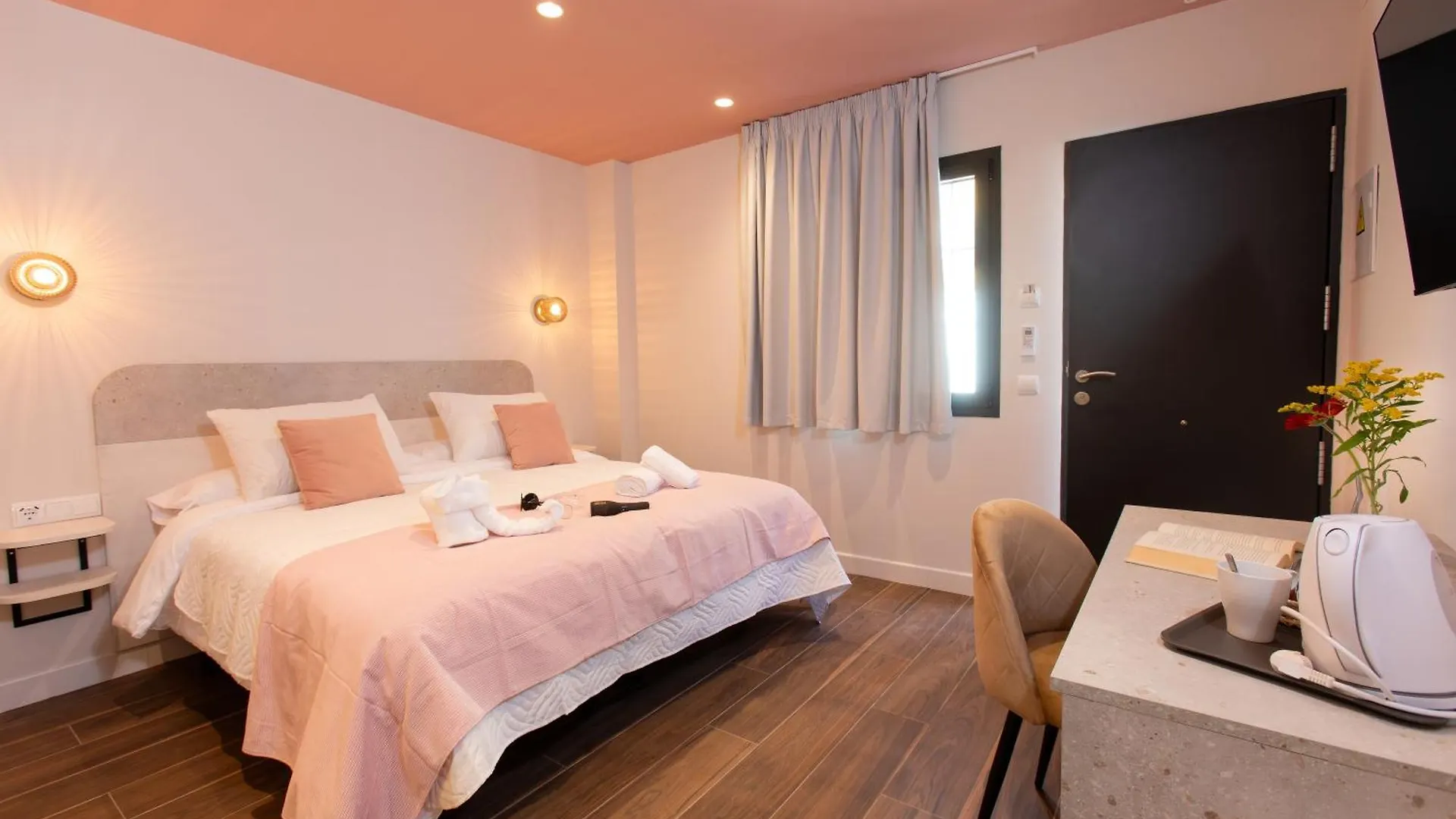 Affittacamere Boutique Rooms Playa Burriana Nerja