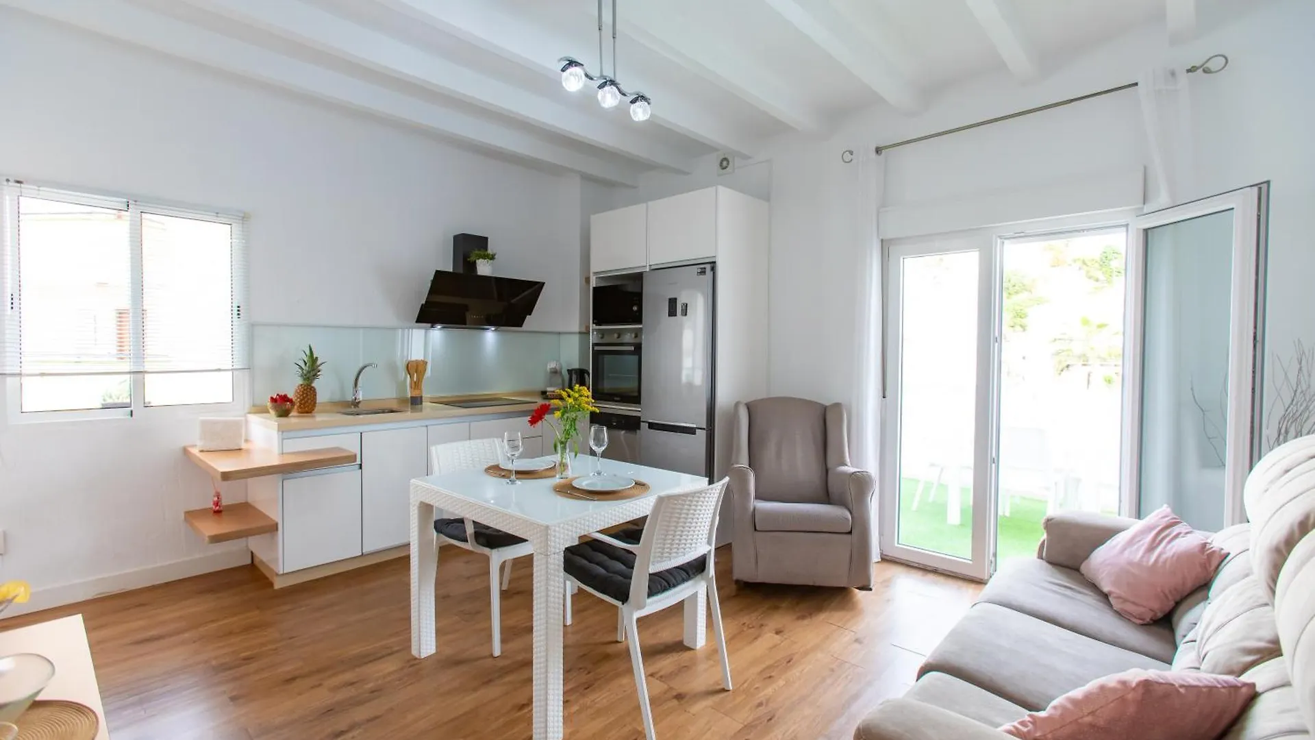 Boutique Rooms Playa Burriana Nerja Affittacamere