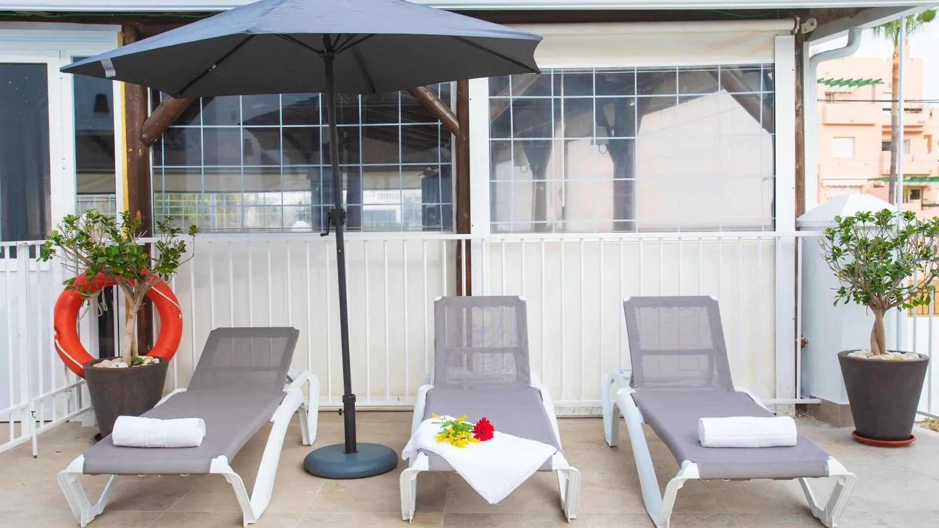 Boutique Rooms Playa Burriana Nerja 0*,